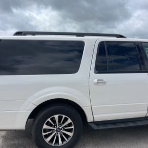 FORD EXPEDITION EL XLT - 9