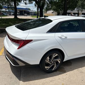 HYUNDAI ELANTRA SEL CONVENIENCE - 9