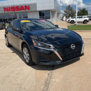2025 Nissan ALTIMA S FWD — миниатюра 12