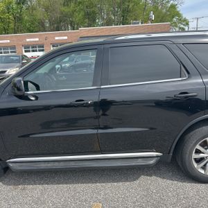 DODGE DURANGO SXT - 4