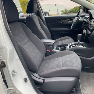 2016 Nissan ROGUE S — миниатюра 32