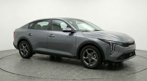 2025 KIA K4 LXS photo 1