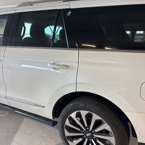LINCOLN NAVIGATOR RESERVE - 6