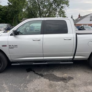 2019 RAM 1500 CLASSIC SLT — фото 4