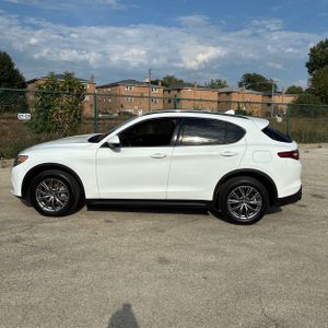 2022 ALFA Romeo STELVIO SPRINT 照片 3