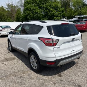FORD ESCAPE SE - 5