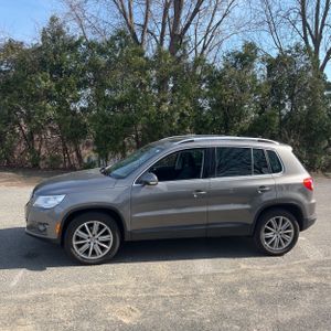 VOLKSWAGEN TIGUAN S 4MOTION - 3