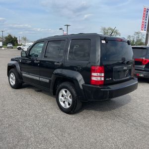 JEEP LIBERTY SPORT - 6