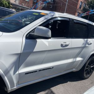 JEEP GRAND CHEROKEE - 4