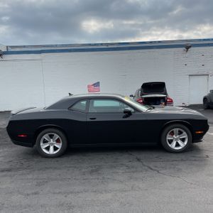 DODGE CHALLENGER SXT - 10