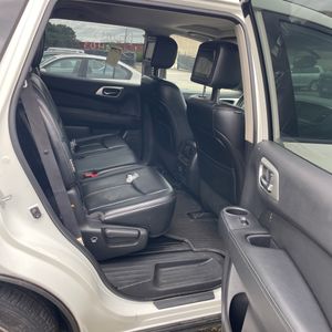 2018 Nissan PATHFINDER PLATINUM 缩略图 31