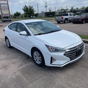 2020 Hyundai ELANTRA SE photo 10