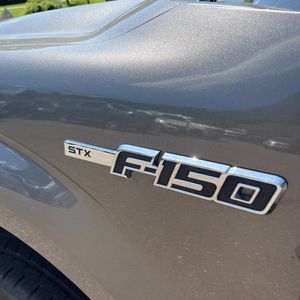 صورة مصغرة 23 لـ 2014 FORD F-150 STX