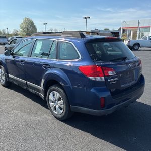 SUBARU OUTBACK BASE - 6