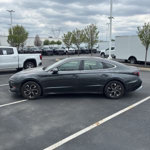 HYUNDAI SONATA SEL - 3