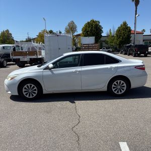 TOYOTA CAMRY - 3