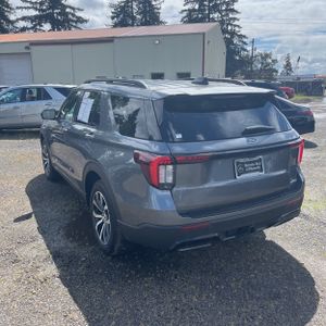 FORD EXPLORER ST-LINE - 5