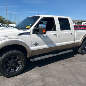 FORD F-250 SUPER DUTY LARIAT - 2