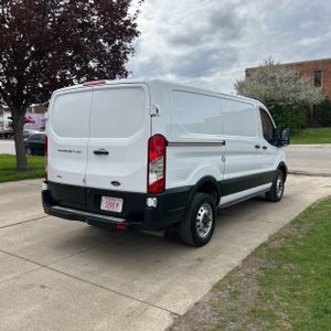 FORD TRANSIT 250 - 8