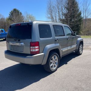 JEEP LIBERTY SPORT - 8