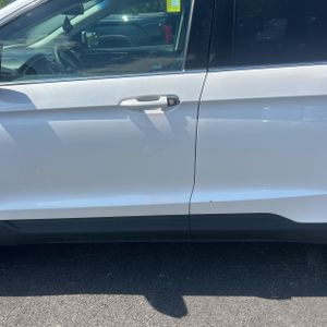 FORD EDGE SEL - 4
