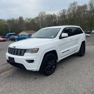 JEEP GRAND CHEROKEE LAREDO X - 1