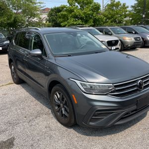 صورة 10 لـ 2024 Volkswagen TIGUAN SE 4MOTION