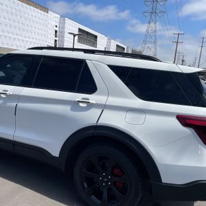 FORD EXPLORER ST - 6
