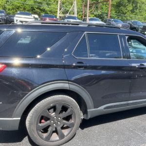 FORD EXPLORER ST - 9