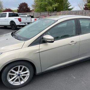 FORD FOCUS SE - 2