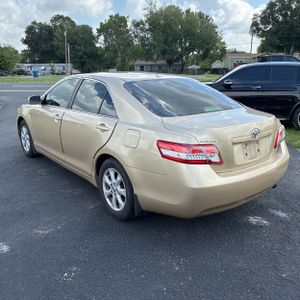 2011 Toyota CAMRY LE photo 3