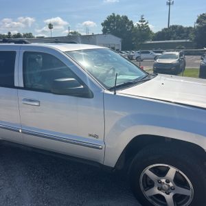 2006 JEEP GRAND CHEROKEE LAREDO — миниатюра 13