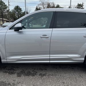 AUDI Q7 QUATTRO PREMIUM PLUS 55 TFSI - 4