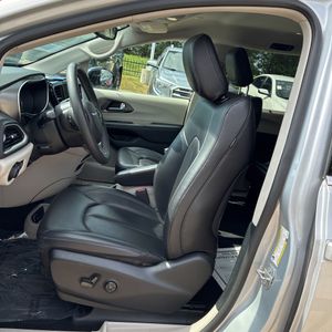 صورة مصغرة 29 لـ 2024 Chrysler PACIFICA TOURING L