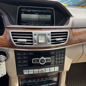 صورة مصغرة 38 لـ 2014 Mercedes-BENZ E 350 4MATIC