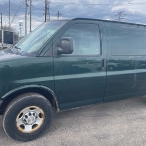 CHEVROLET EXPRESS 2500 - 2