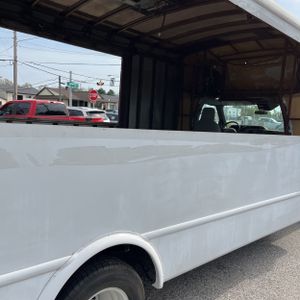 FORD E-450 CUTAWAY - 9