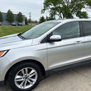 FORD EDGE SEL - 2