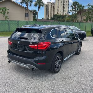 2017 BMW X1 XDRIVE28I — фото 8