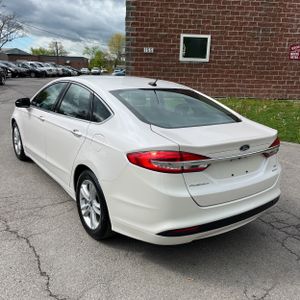 FORD FUSION SE - 5