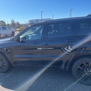 JEEP GRAND CHEROKEE ALTITUDE - 4