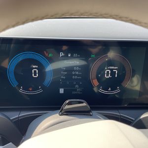 صورة 38 لـ 2025 Hyundai SANTA FE SEL