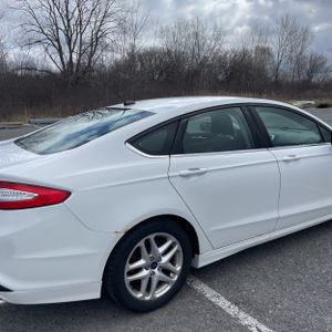FORD FUSION SE - 9