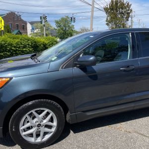 FORD EDGE SEL - 2