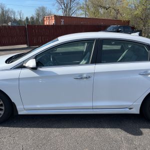 HYUNDAI SONATA LIMITED - 4