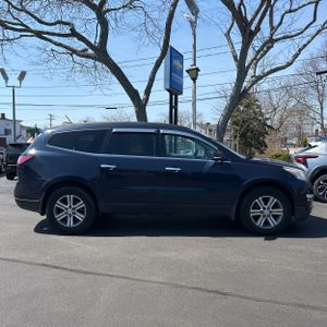 CHEVROLET TRAVERSE LT - 10