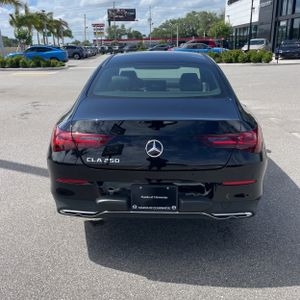 MERCEDES-BENZ CLA - 7