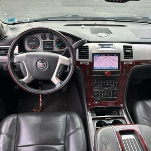 2013 Cadillac ESCALADE ESV LUXURY — фото 40