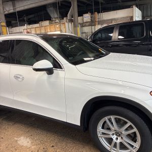 2025 Mercedes-BENZ GLC — миниатюра 12