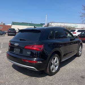 AUDI Q5 2.0T PREMIUM - 7